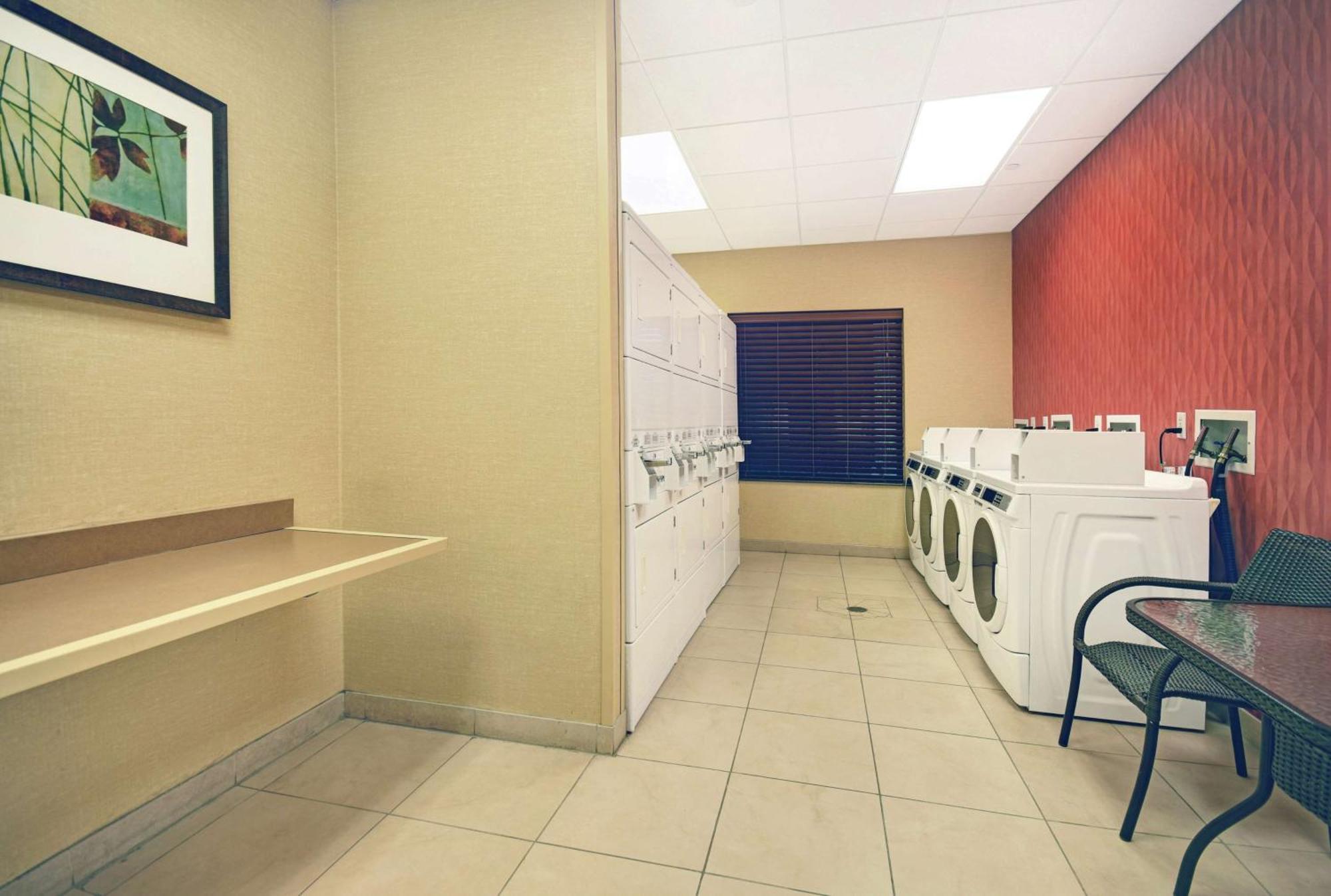 Homewood Suites By Hilton Denver International Airport Aurora Buitenkant foto